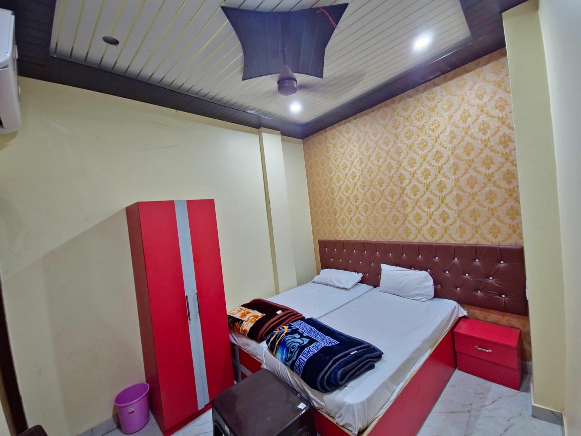 Hotel Kalika P Guest House Benares Buitenkant foto