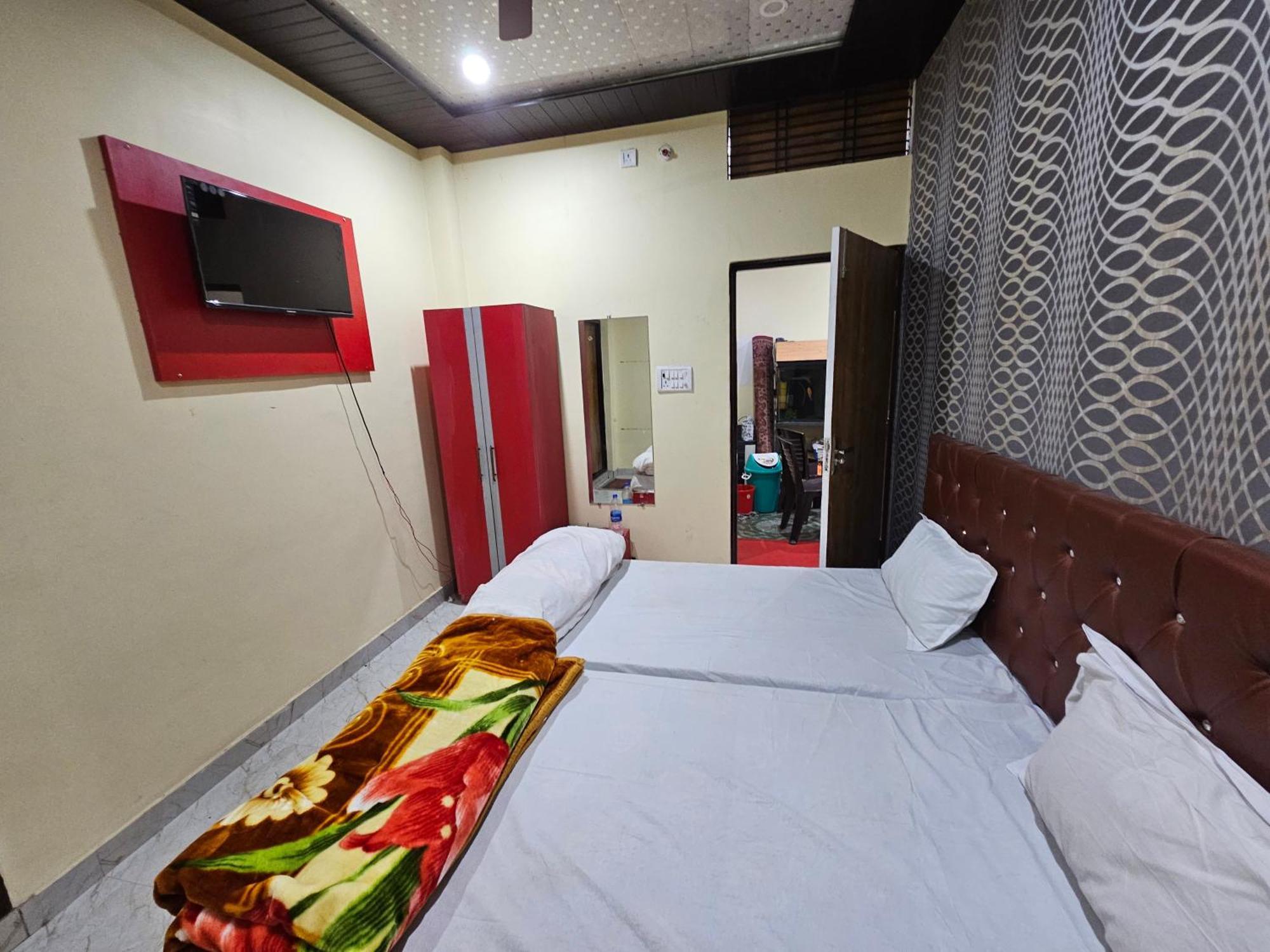 Hotel Kalika P Guest House Benares Buitenkant foto
